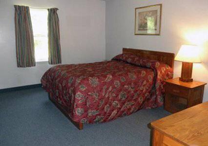 1 N Lakeshore Dr #30 - Photo 2 of 2