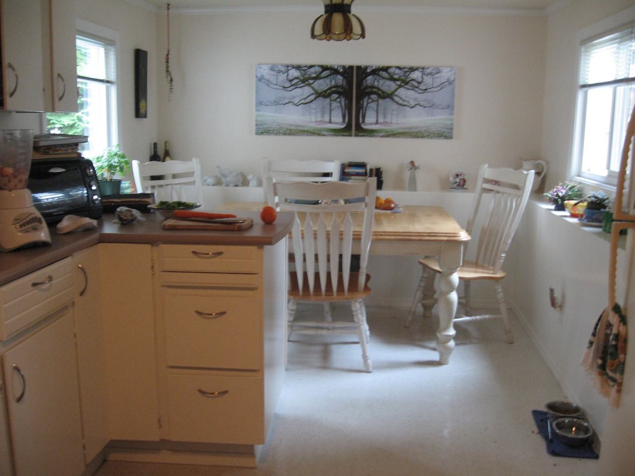 1708 Denman St - Photo 2 of 4