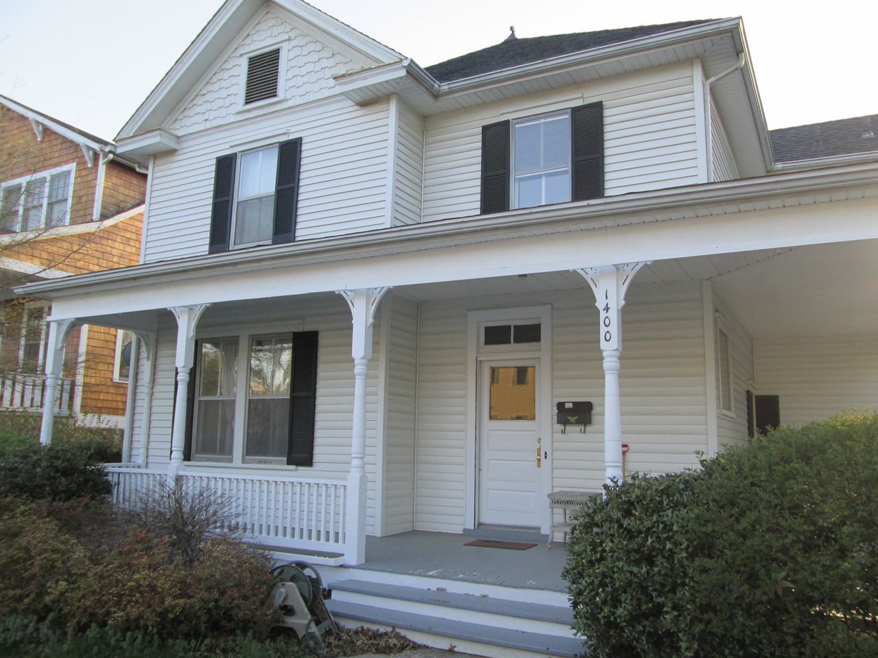 1400 N Jackson St - Photo 2 of 6