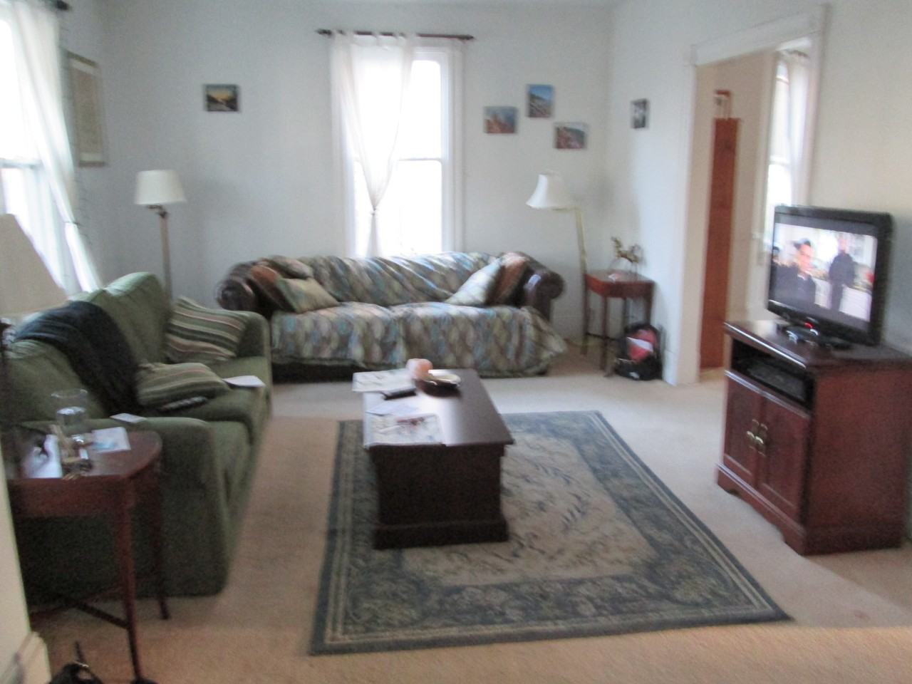 1400 N Jackson St - Photo 3 of 6