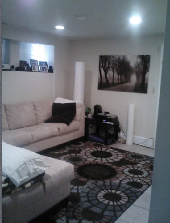 539 N Bishop St #1 - Photo 3 of 5