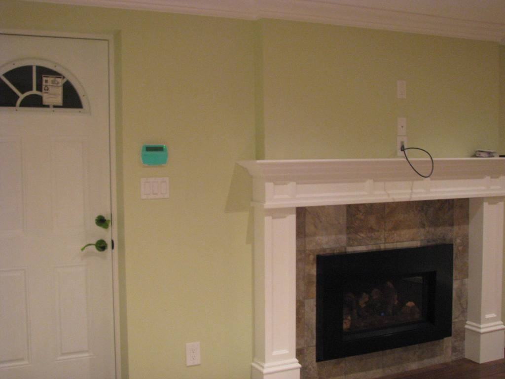 7049 116 St - Photo 2 of 9