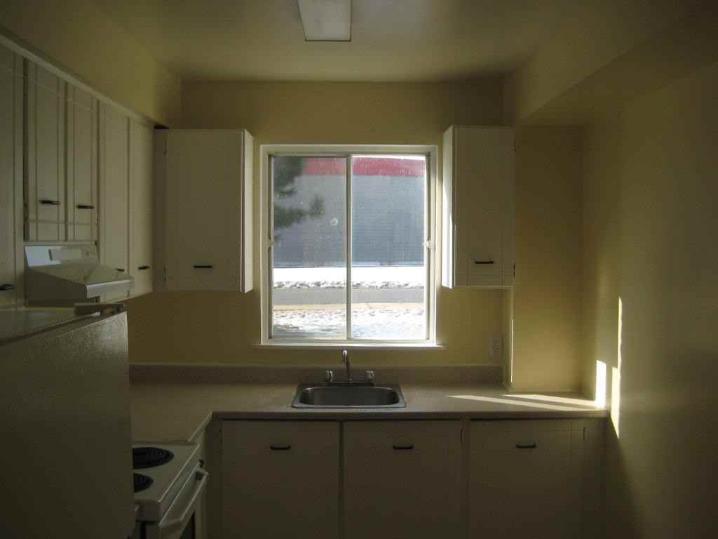 4 Pearl St - Photo 3 of 5