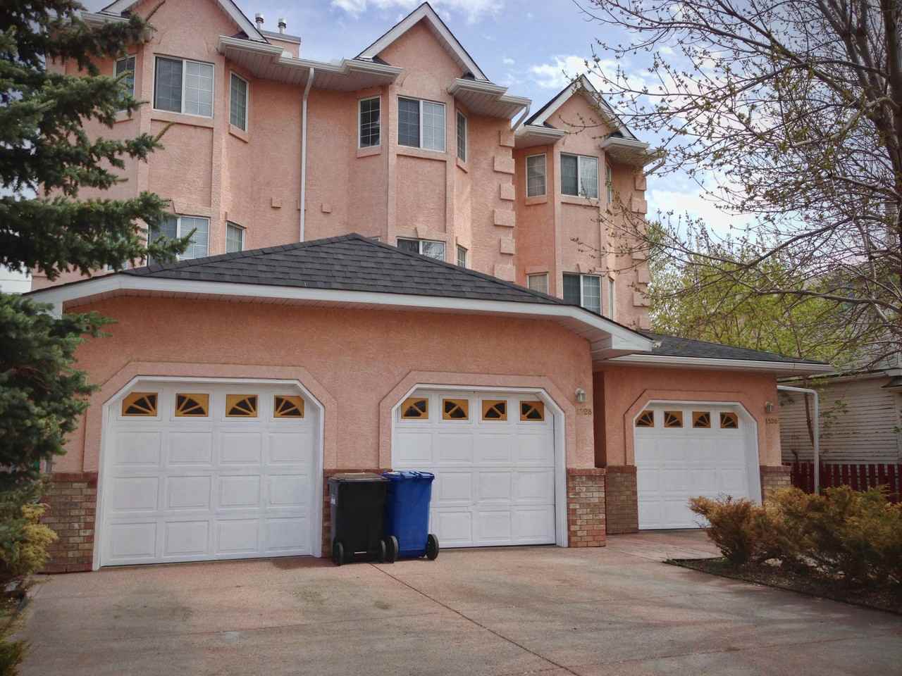 1528 Centre A St NE - Photo 2 of 10