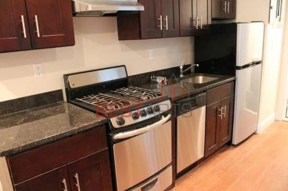 10031 151th St NW 21 - Photo 3 of 3