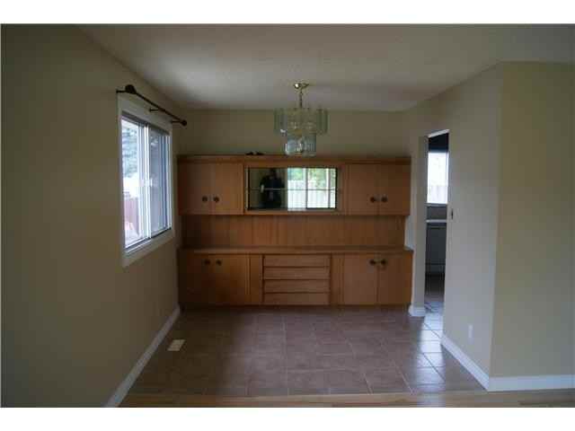 11016 162a Ave NW - Photo 2 of 6