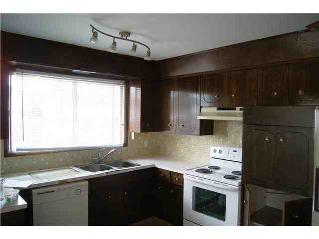 11016 162a Ave NW - Photo 3 of 6