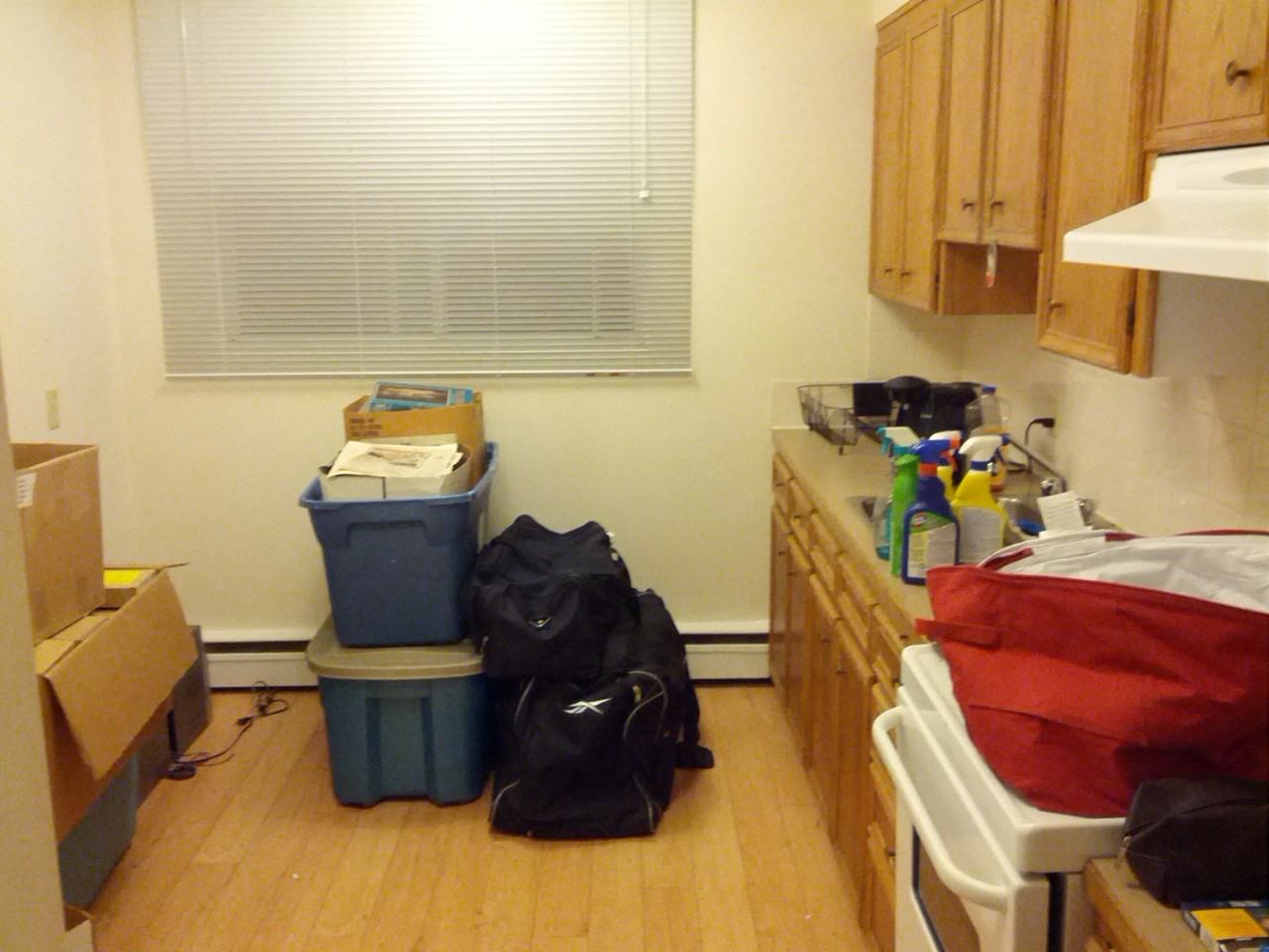 516 22 Ave SW - Photo 3 of 6