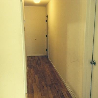 558 Kingston Ave - Photo 2 of 5