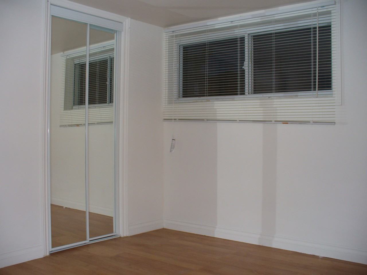 383 McRoberts Ave - Photo 3 of 7