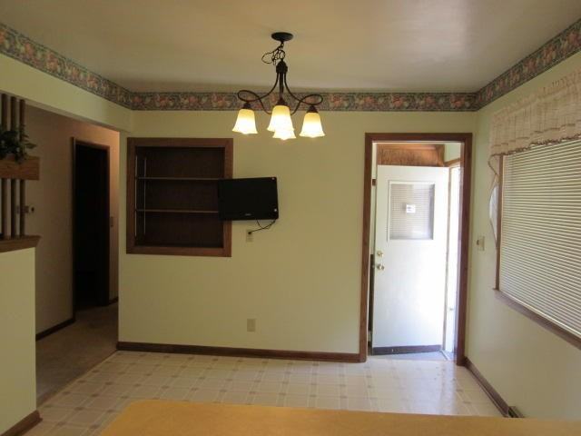 4050 S 56th St - Photo 2 of 7