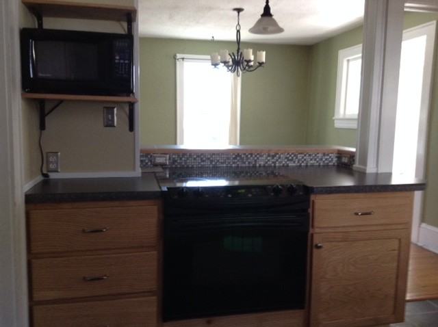 1028 Sherwood Ave SW - Photo 2 of 10