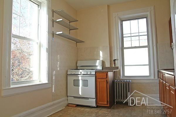 64 Sherman St - Photo 3 of 9