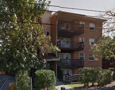 240 Presland Rd #408