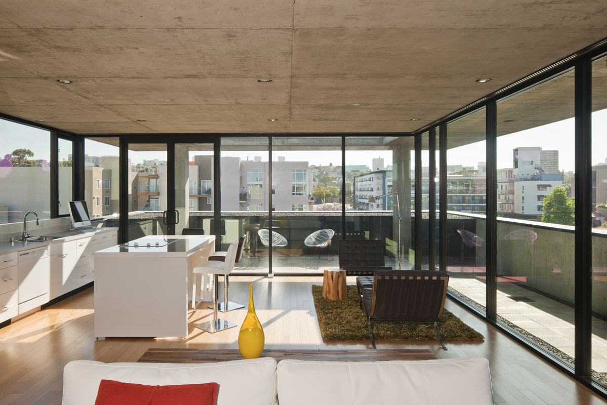 750 W Fir St - Photo 3 of 4