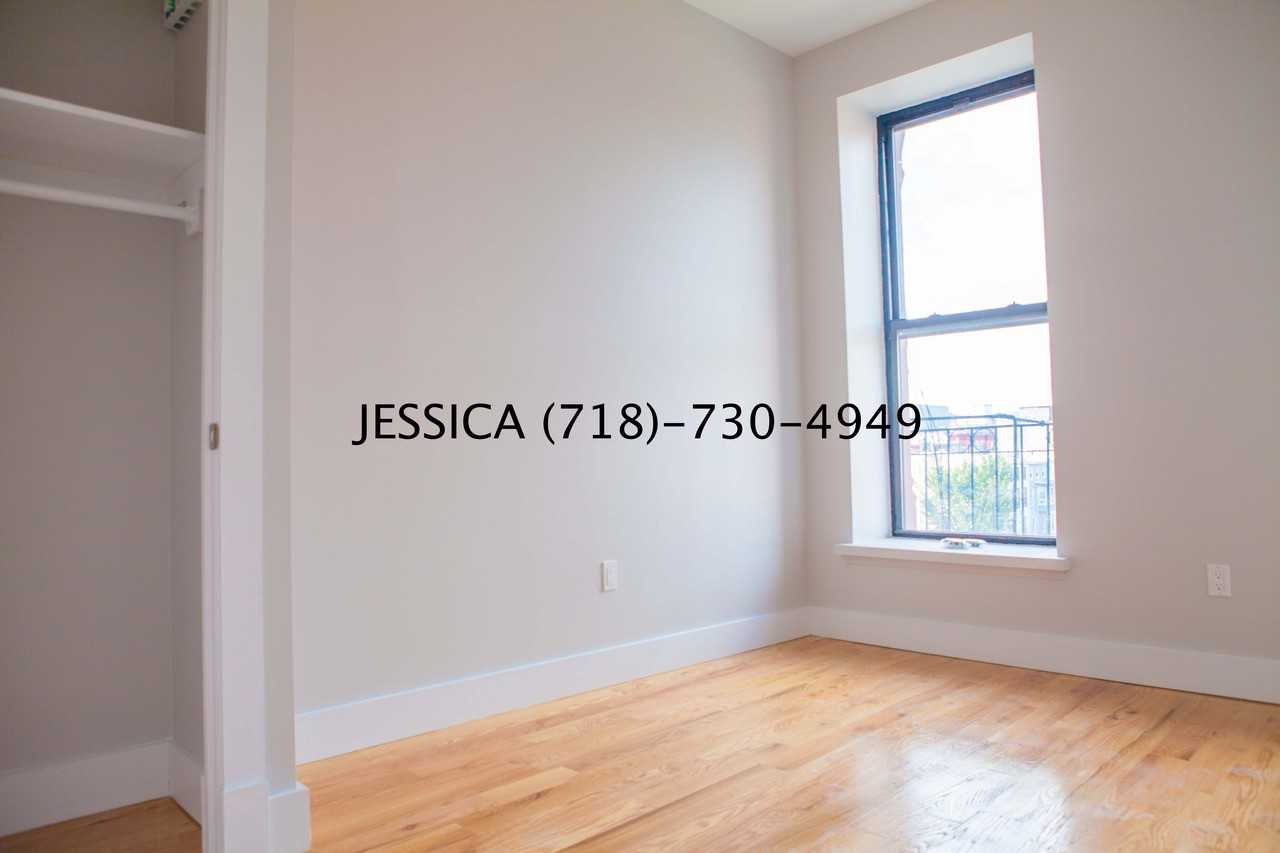 1073 Bedford Ave - Photo 3 of 8