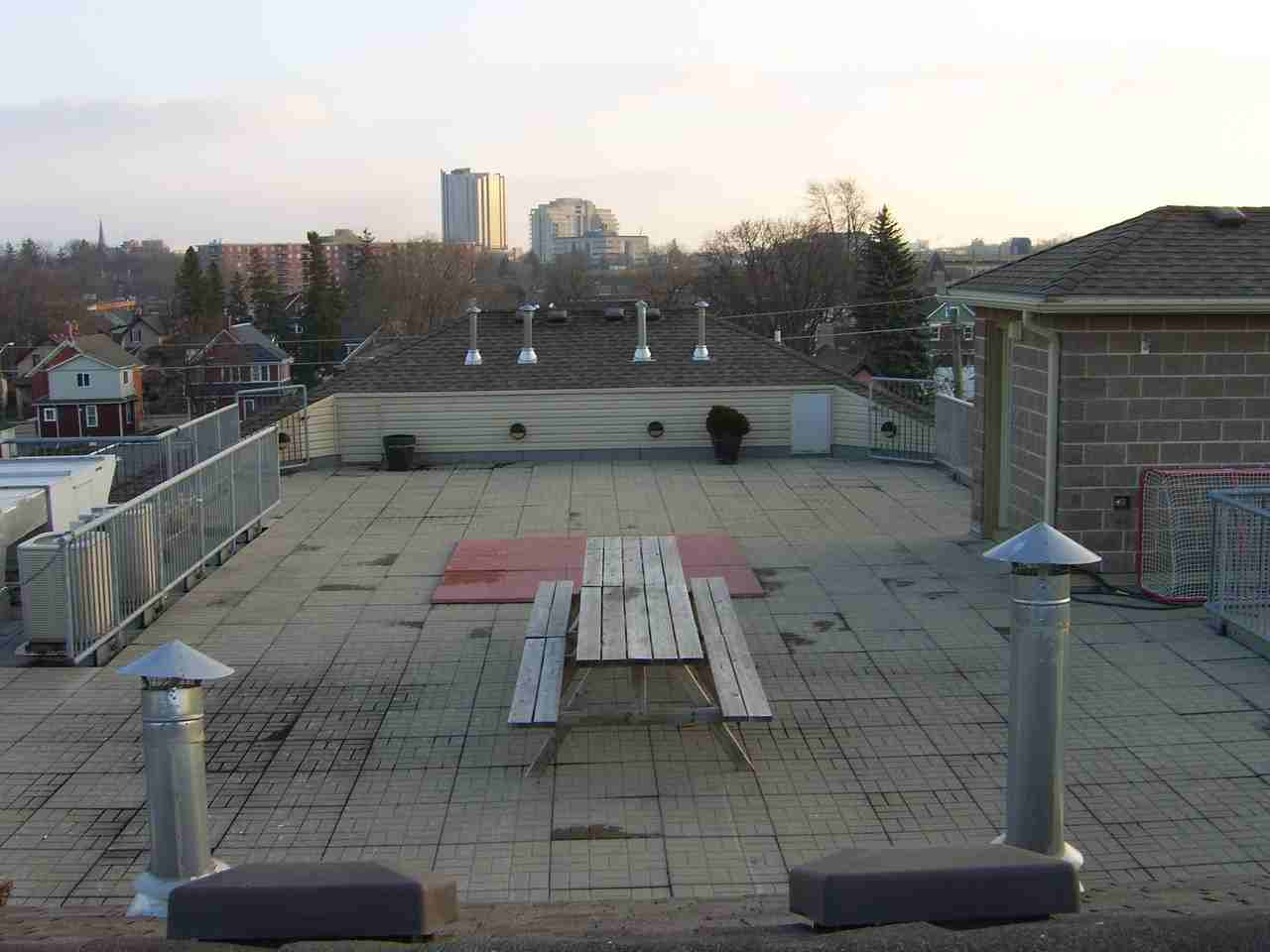34 Bridgeport Rd E - Photo 2 of 3