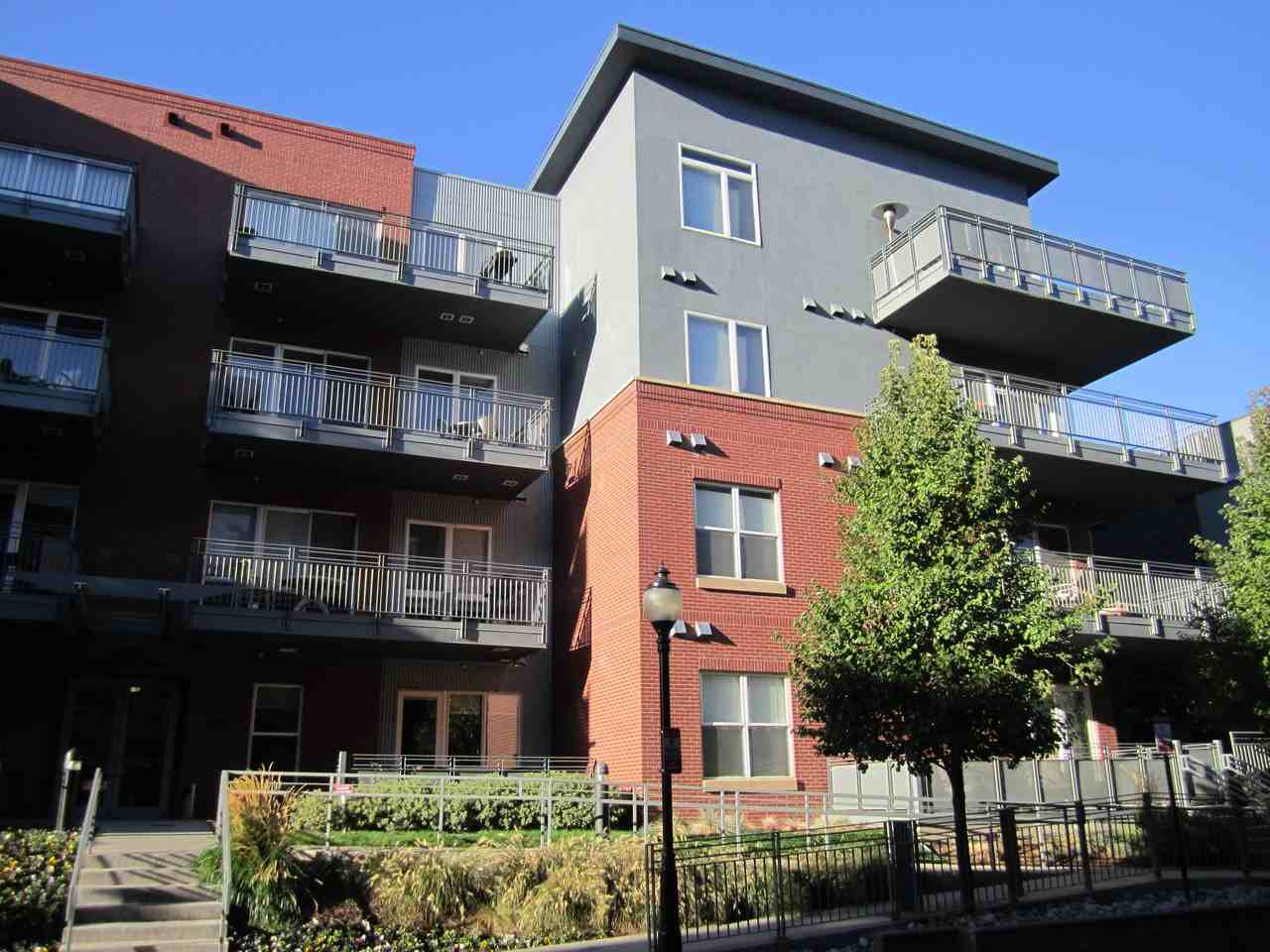 1438 Little Raven St #208