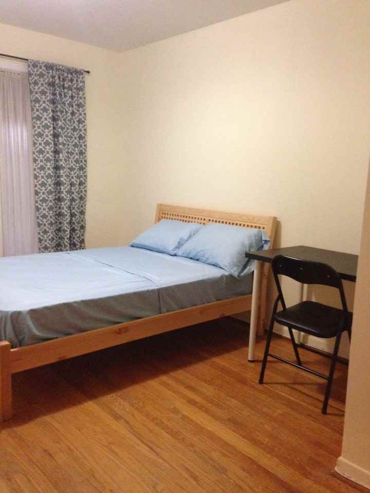 33 Fallingdale Crescent - Photo 2 of 3