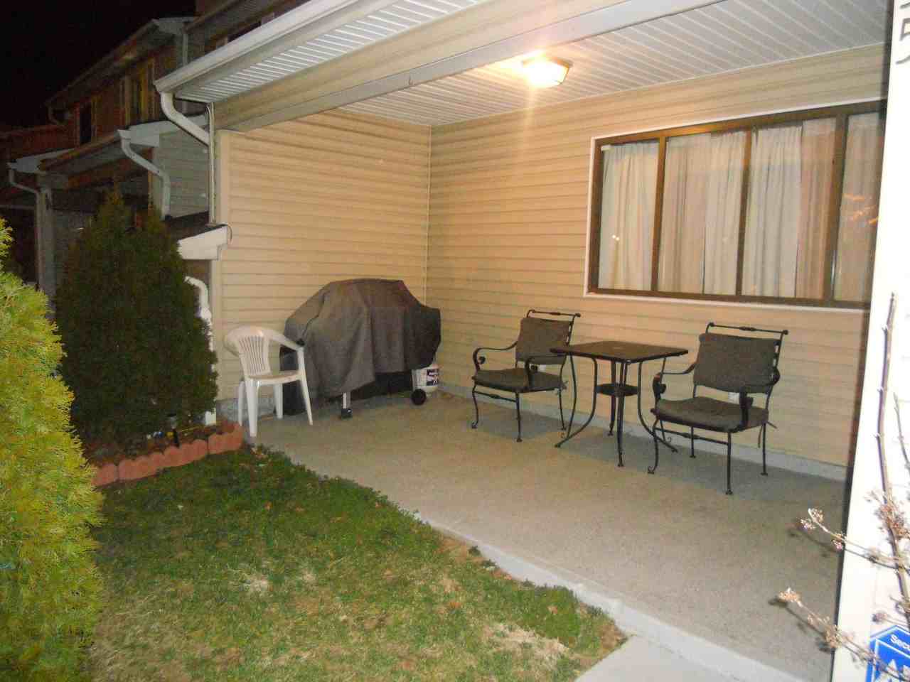 35 Armand St - Photo 2 of 10