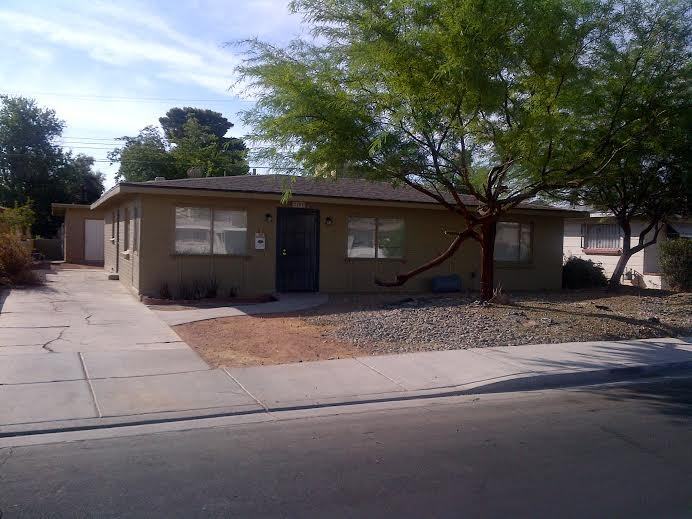 2105 Santa Paula Dr, Las Vegas, NV 89104 3 Bedroom Apartment for Rent