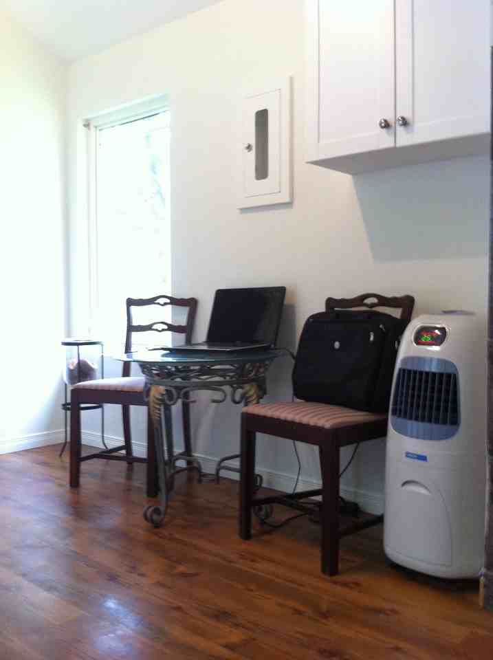 2750 Ireton St - Photo 3 of 8
