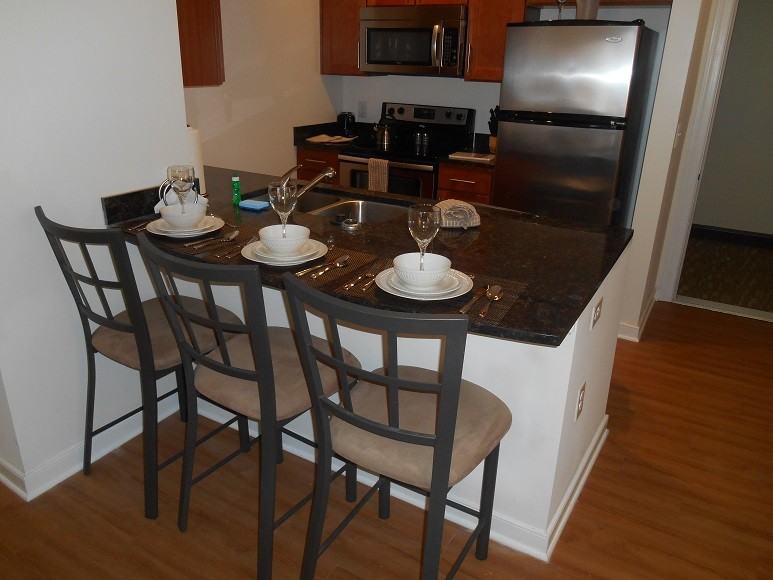 2001 E Broad St #310 - Photo 3 of 8