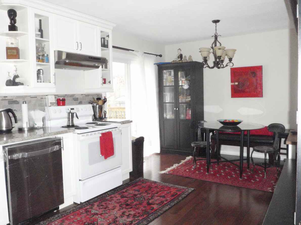 510 Spruce St - Photo 2 of 5