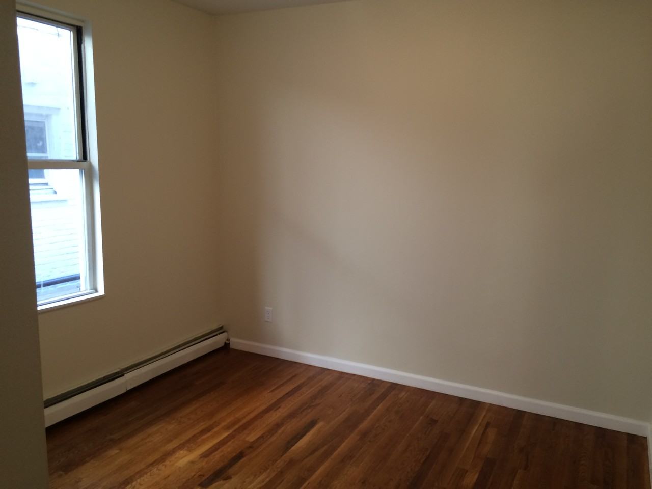 3019 Brighton 12th St - Photo 2 of 5