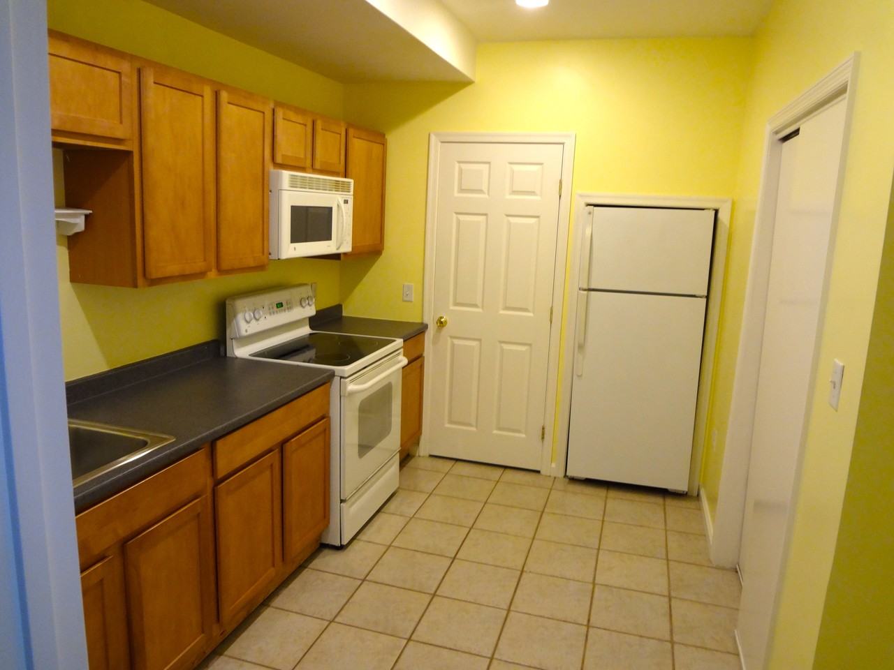 15418 Baileys Ln - Photo 3 of 5