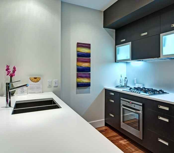 2505 17 Ave SW #408 - Photo 2 of 4