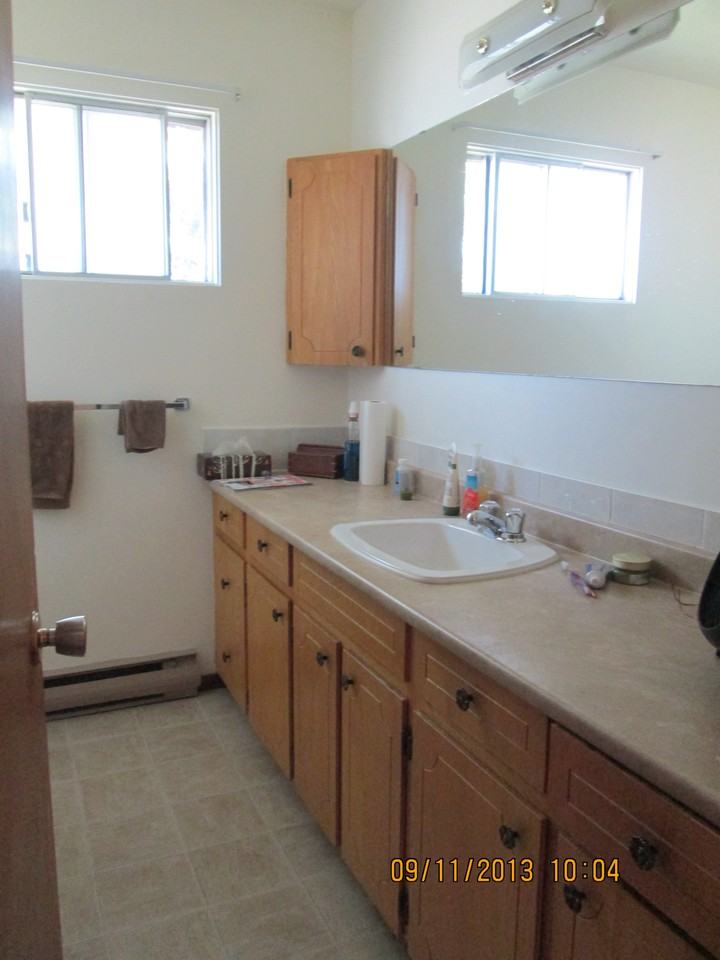 175 Orchard Ave - Photo 3 of 7
