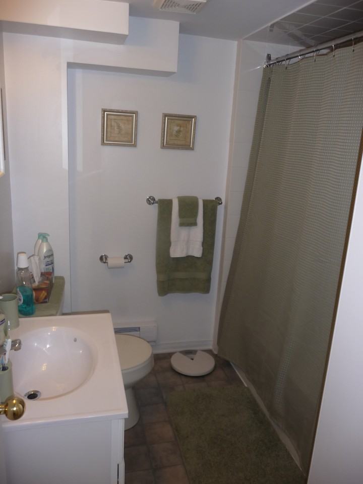 2900 Cornish St 1 - Photo 3 of 4