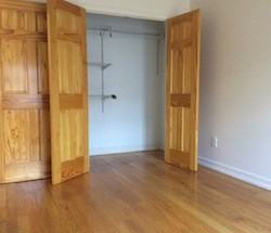 250 18th St - Photo 2 of 4