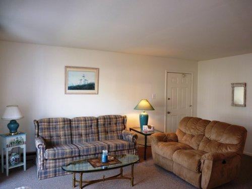 1138 Central Ave #NJ - Photo 3 of 5