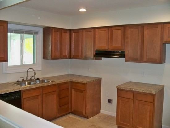 2451 Potomac Ln - Photo 2 of 10