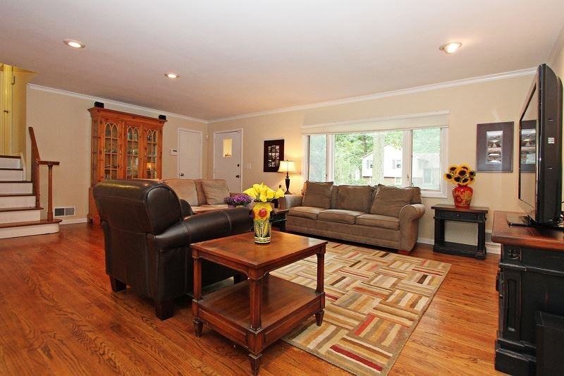 1 Eliot Pl - Photo 2 of 20