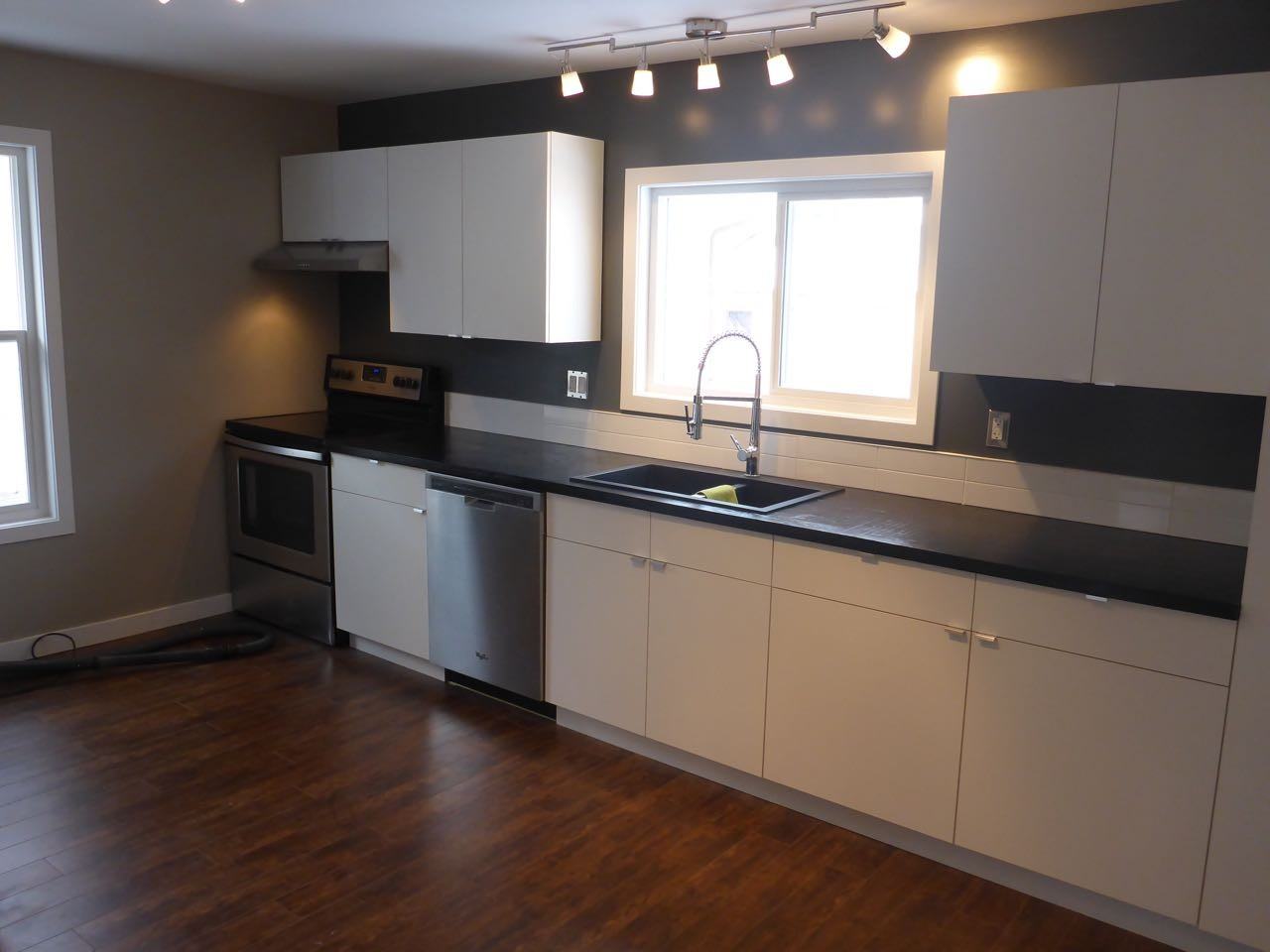 9414 110 Ave NW - Photo 2 of 10