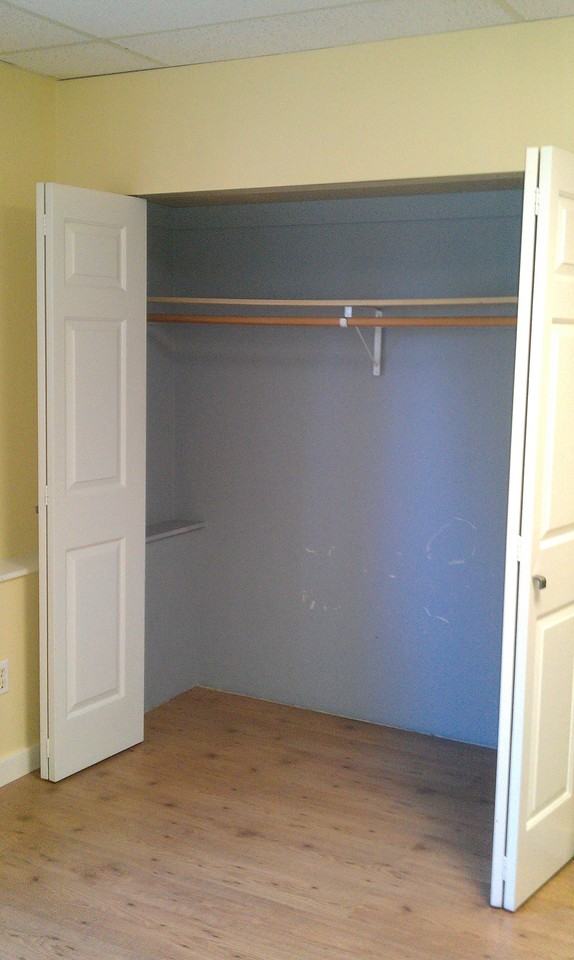 773 16th St E - Photo 2 of 6