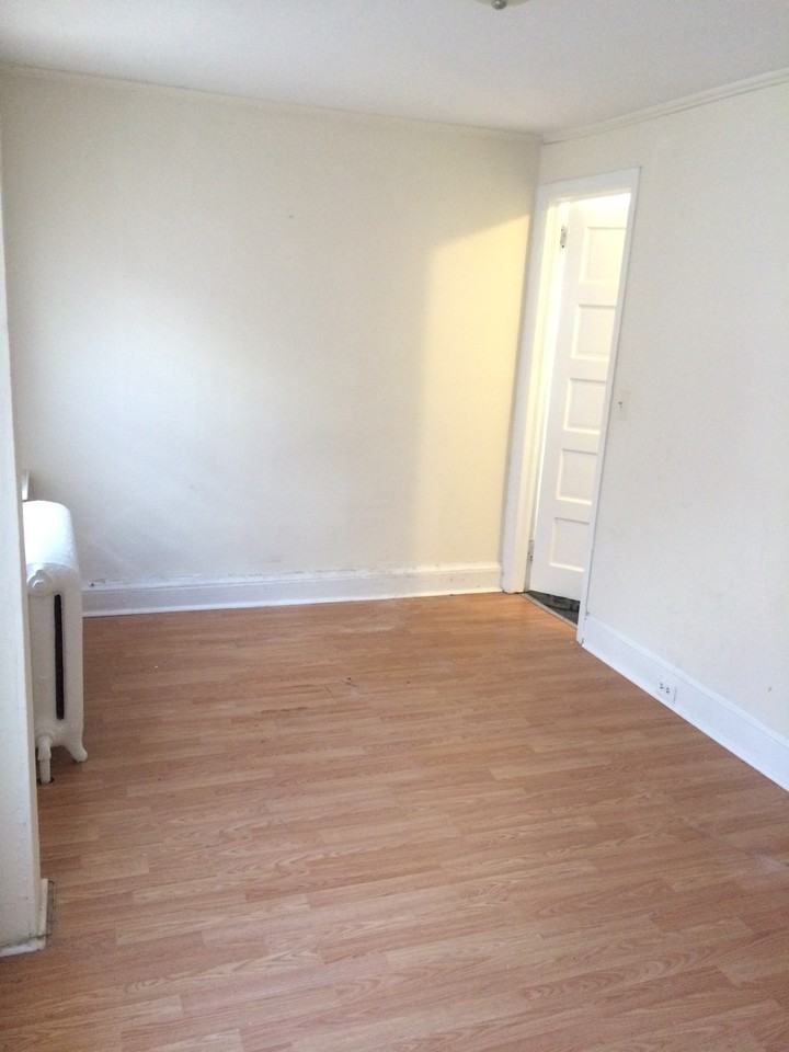 1934 Spruce St #3R - Photo 3 of 6