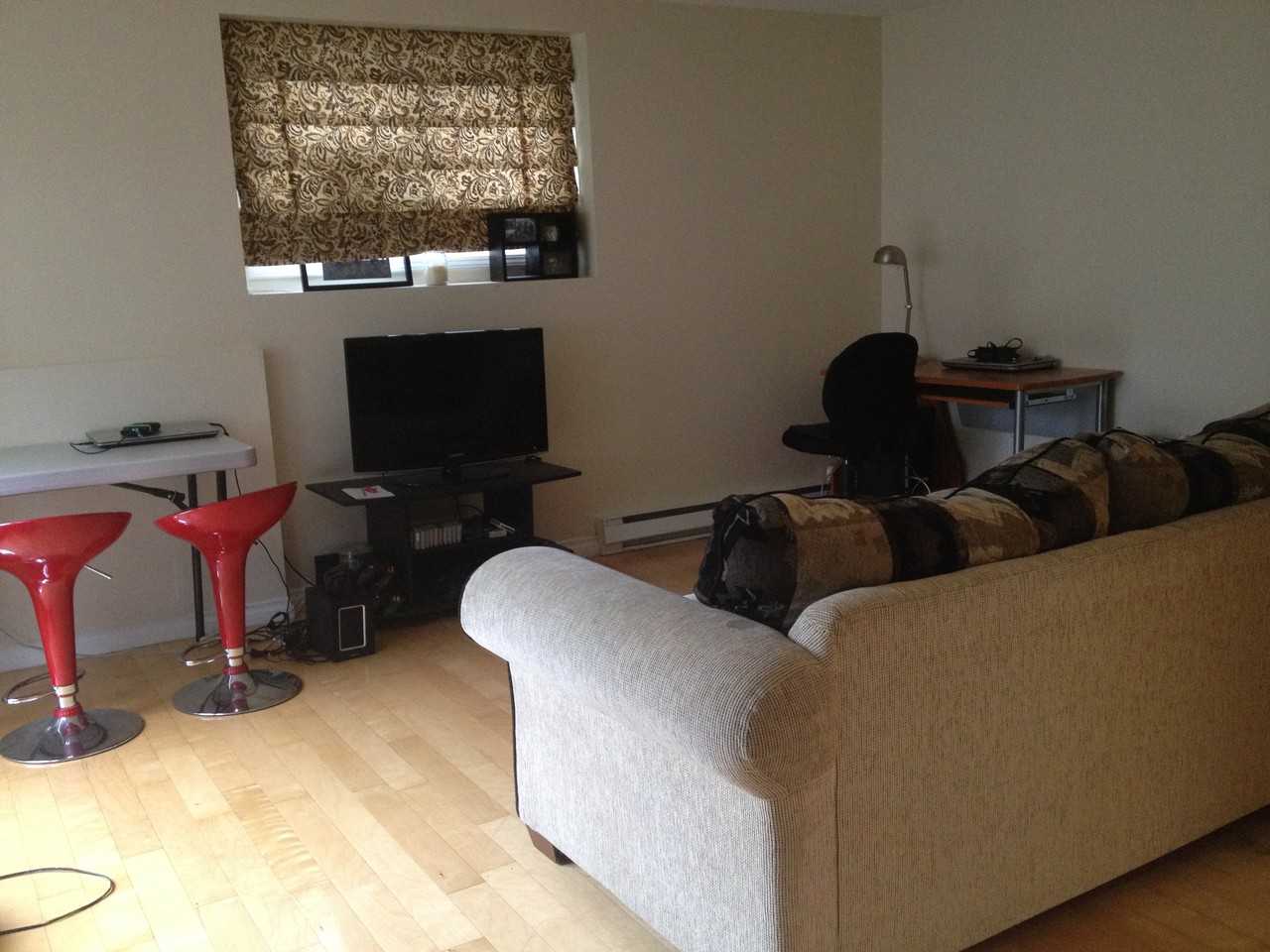 2434 Richmond Rd - Photo 2 of 3