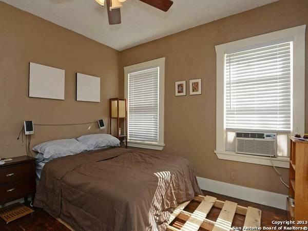 806 E Ashby Pl #1 - Photo 6 of 12