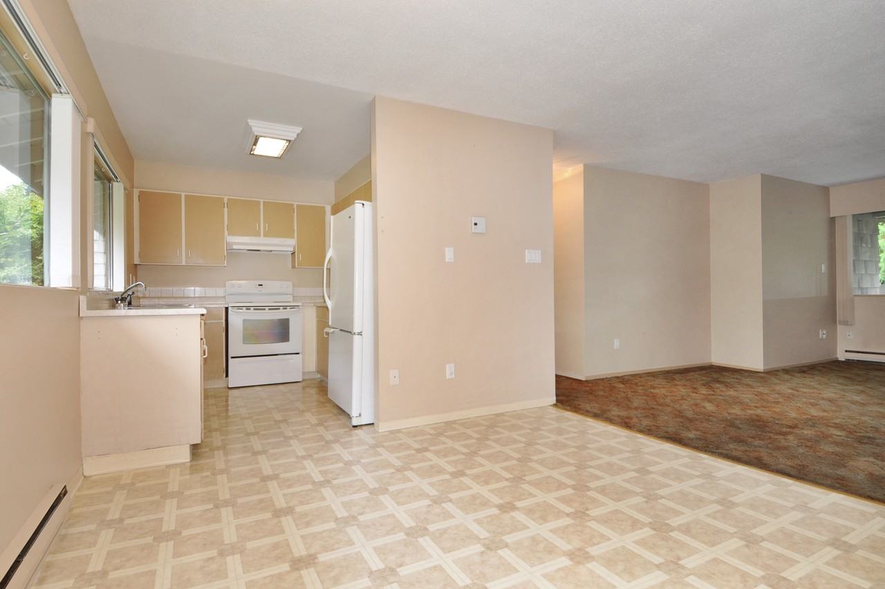 1172 Chateau Pl 1172 - Photo 3 of 4