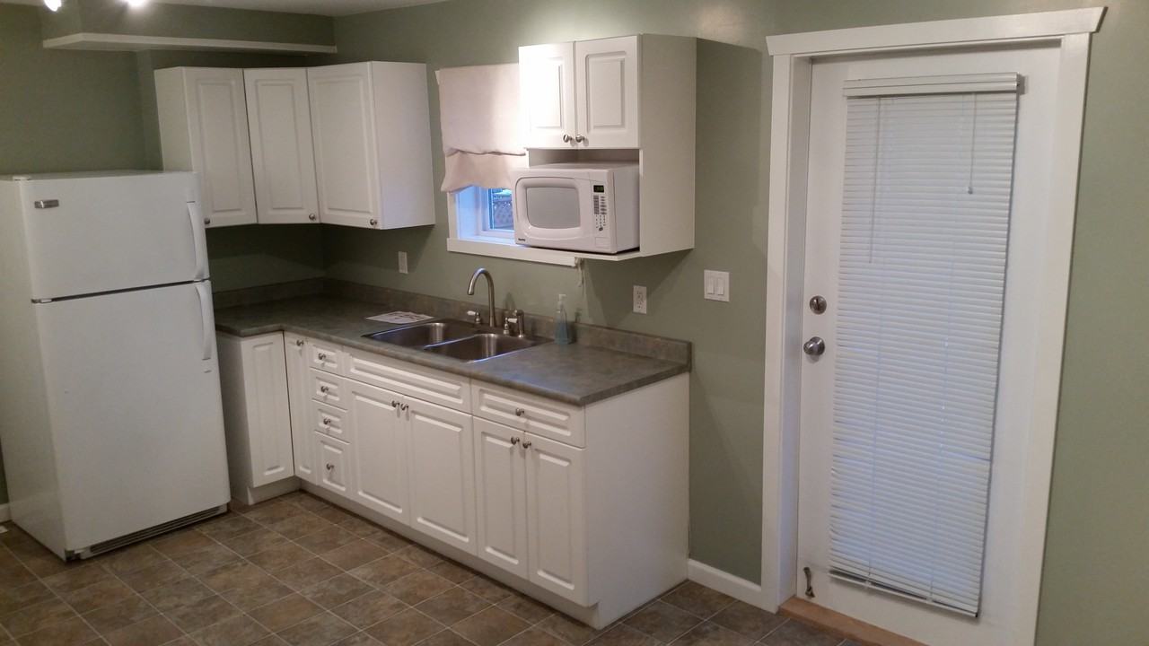 1783 8 Ave - Photo 2 of 3