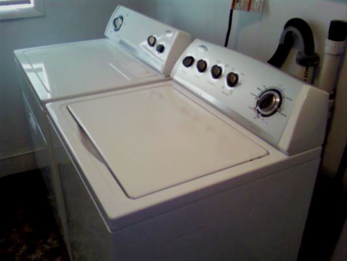 571 Chester Pike - Photo 3 of 8