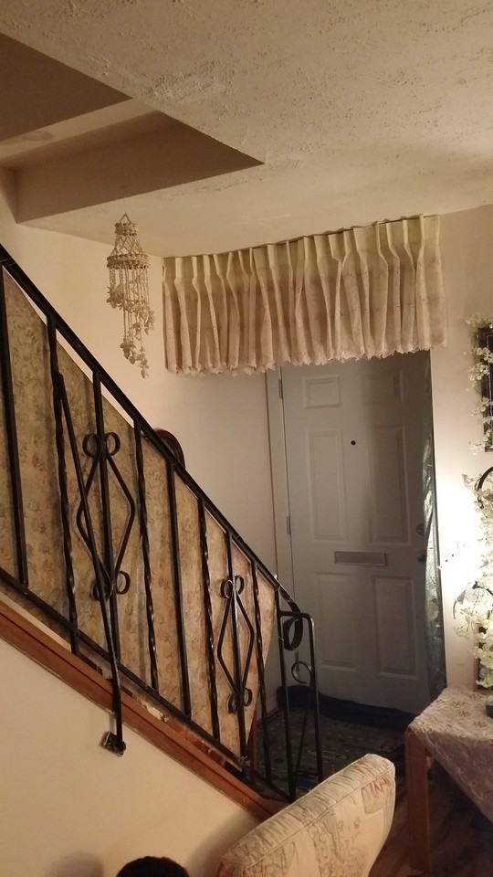 7548 Humphries Ct - Photo 2 of 3