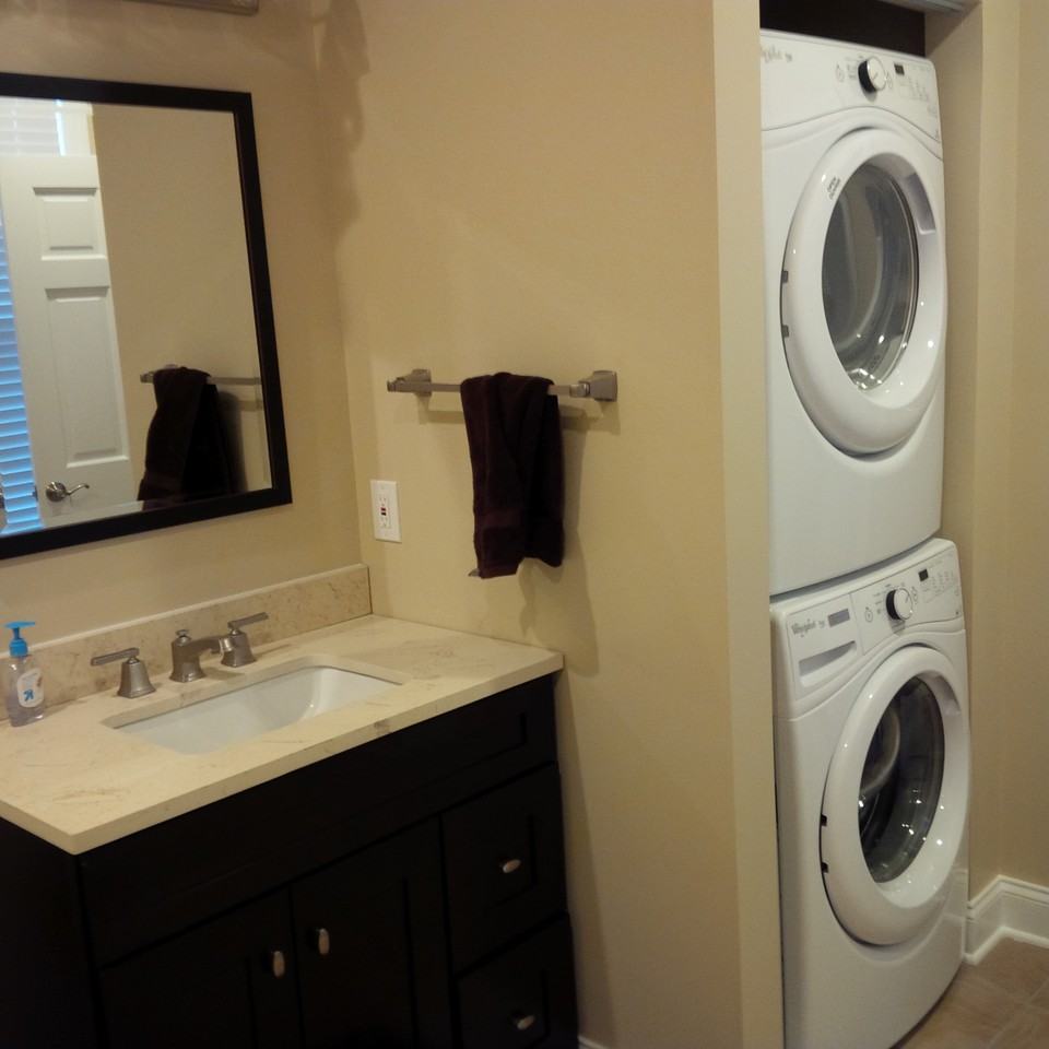 96 Whitney Pl - Photo 2 of 4