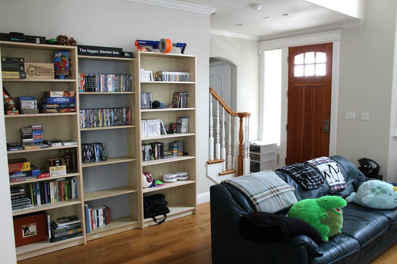 1115 Boranda Ave - Photo 3 of 7
