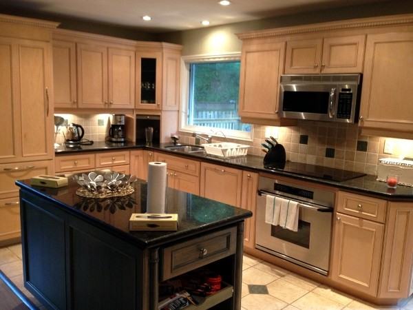 1308 Greenoaks Dr - Photo 2 of 8