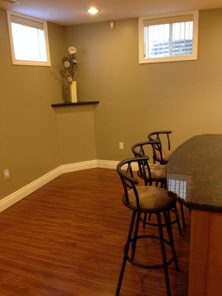 123 Joshua Ave B - Photo 2 of 4